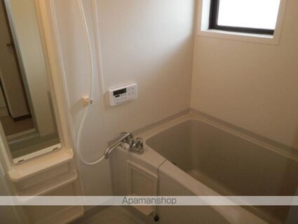 ファミール河野Ａ・Ｂ・Ｃ棟[2LDK/55.44m2]のバス