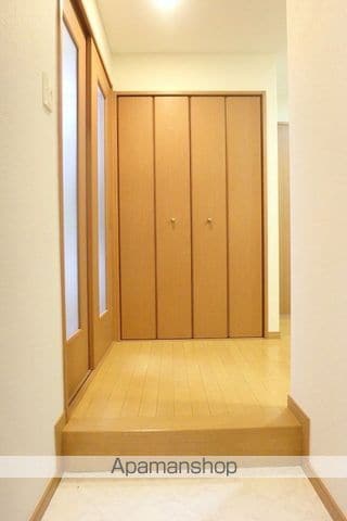 MYE新宿御苑二番館の内装写真
