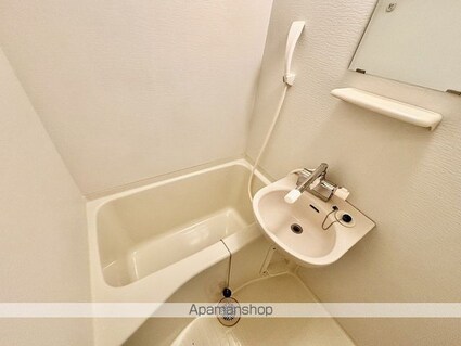 レオパレスレザン　かたおか[1K/23.18m2]のバス