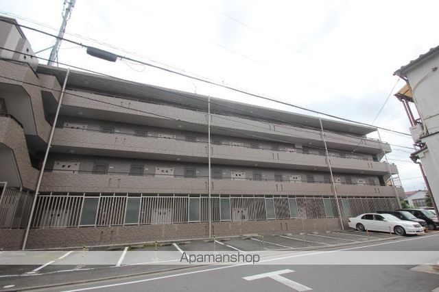 阿部松島マンションの外観写真