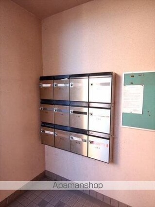 ポートパレス[1K/26.7m2]のエントランス2