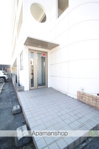 エレガンス野田の玄関写真