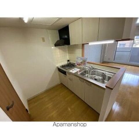 RAPHLESの内装写真