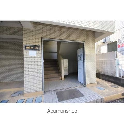 高峰コーポIIの玄関写真