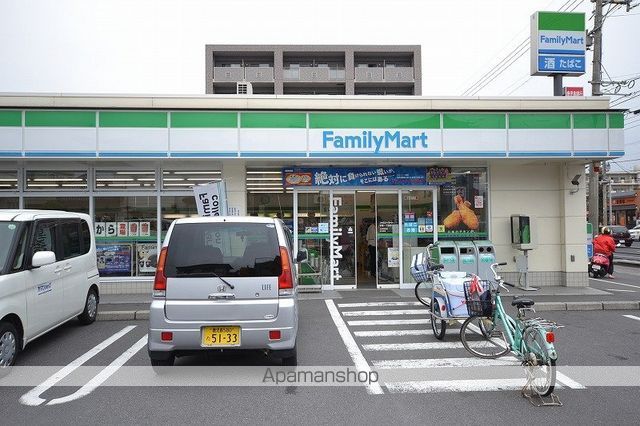 STORYの周辺写真