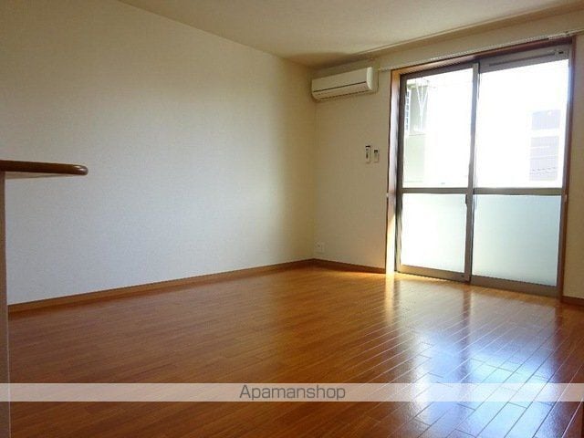 ティンカーベル[2LDK/61.2m2]のリビング・居間