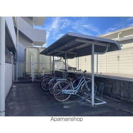 メゾンやわらぎ[1R/24.42m2]のエントランス2