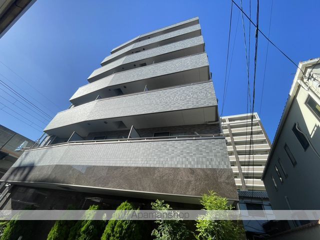 ロイヤルコート岡町の外観写真