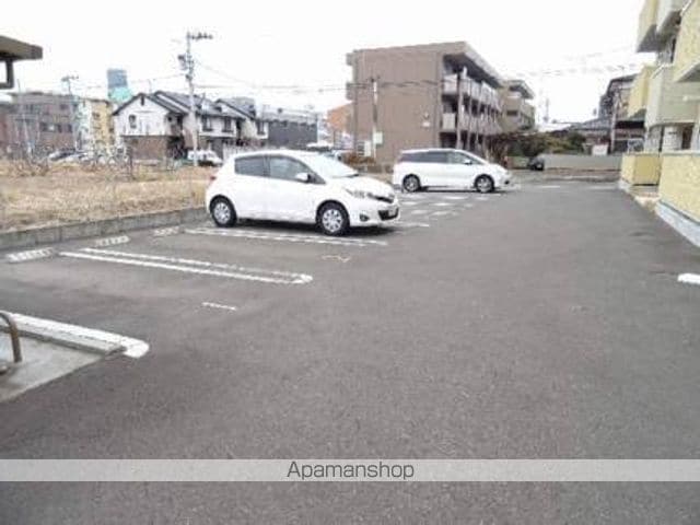 ヌフ ファミーユのその他写真