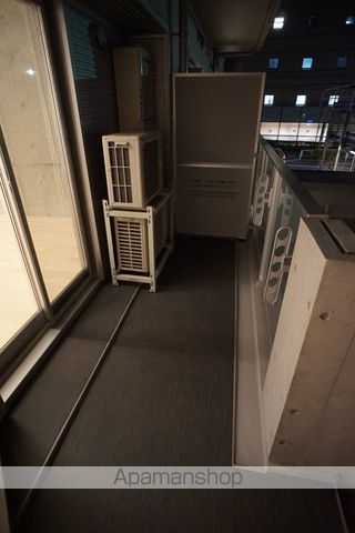 ZOOM神宮前の内装写真