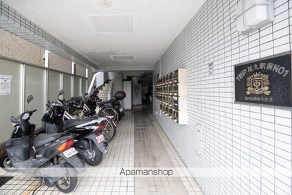 東京都北区昭和町１丁目[1R/20.32m2]のエントランス1