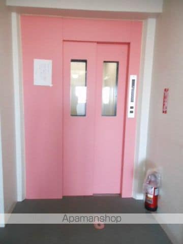 ライオンズマンション西が丘南の内装写真