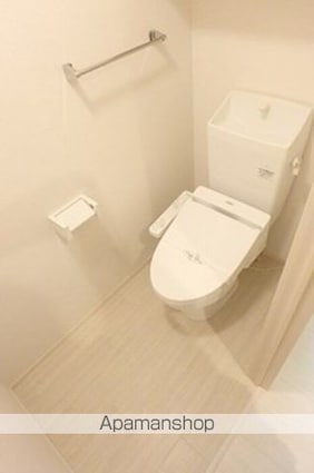 アゼリアブロム[1LDK/33.51m2]のトイレ