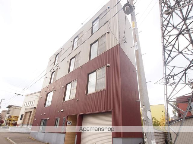 テラスハウス月寒の外観写真