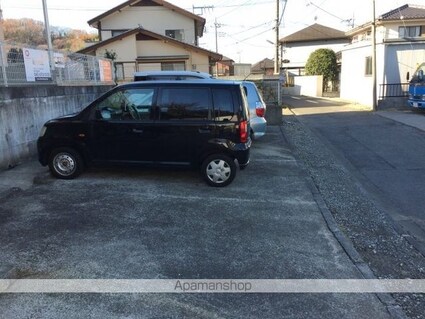 キャッスル[1K/20.03m2]の駐車場