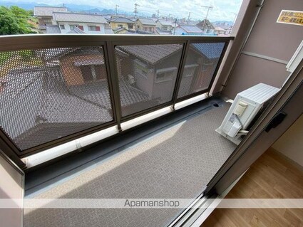 フィネス百恵[1K/32.04m2]のバルコニー