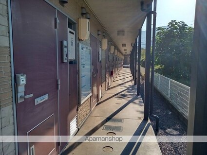 レオパレスＦｕｎ[1K/22.35m2]のエントランス1