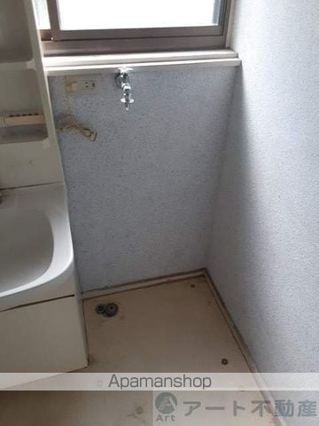 松山市 2階建 築37年の内装写真