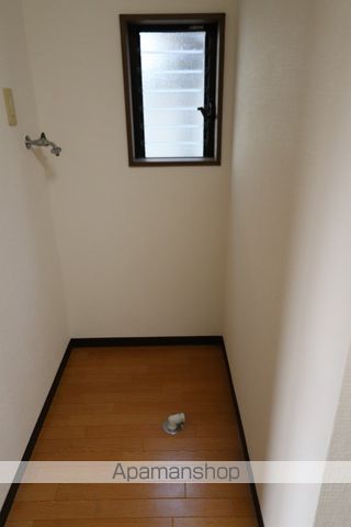 富山地鉄富山市内線 富山駅 徒歩28分 3階建 築32年の内装写真