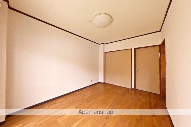 鴨部アパートの内装写真