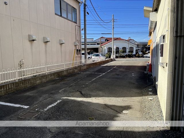 アゼールの外観写真