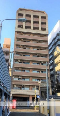 ピュアドームベイス博多の玄関写真