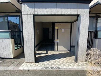 サニーコート・ヤマシタＡ・Ｂ[2DK/52.84m2]のエントランス