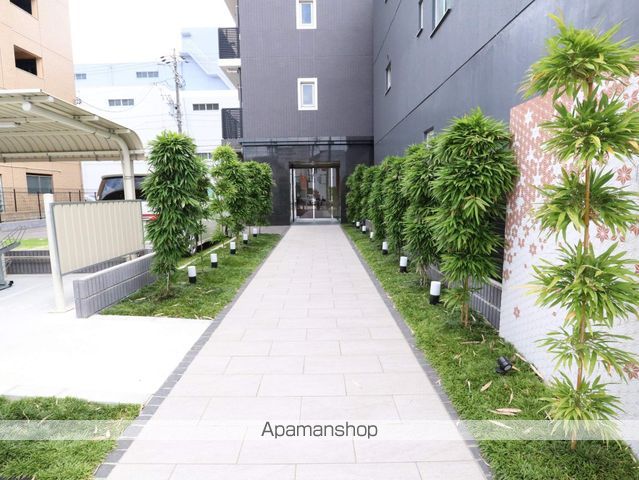 エステムコート名古屋千種グレイスの玄関写真