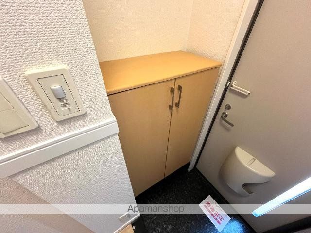 コンフォール雁宿の内装写真