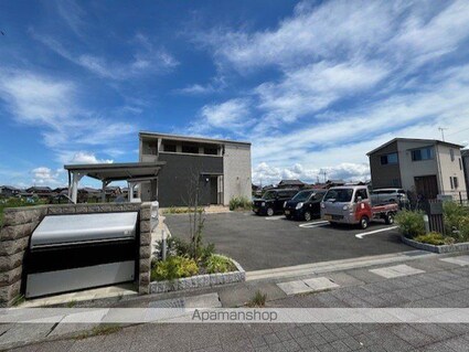 ラシュレ・フォレスト[1K/26.72m2]の駐車場