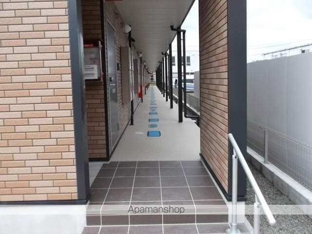 レオネクスト一枚沖の玄関写真