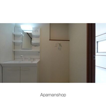 Ｓｕｄ　Ｒｅｇｉｏｎｅ台町　　Ａ[3LDK/78.62m2]の洗面所