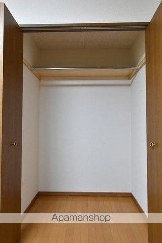 セブネイト栄通の内装写真