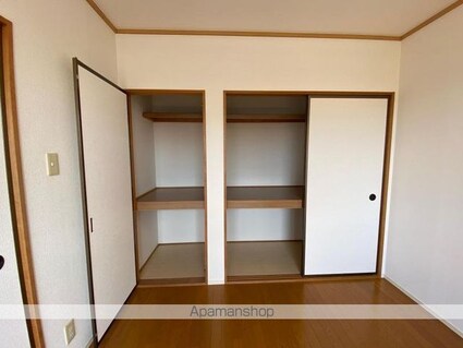 グレースヴィラ　Ａ棟[2LDK/50.34m2]の収納