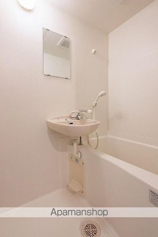 ドルフィンIIの内装写真
