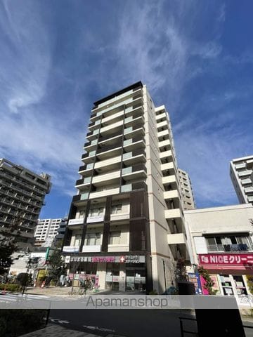 グランシャルール武蔵境の外観写真