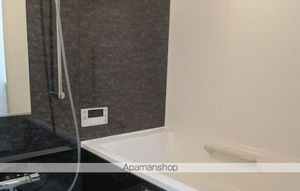 ロイヤルガーデン高松駅西オーシャンビュー弐番館[2LDK/62.13m2]のバス