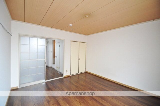 パールハイツB棟の内装写真