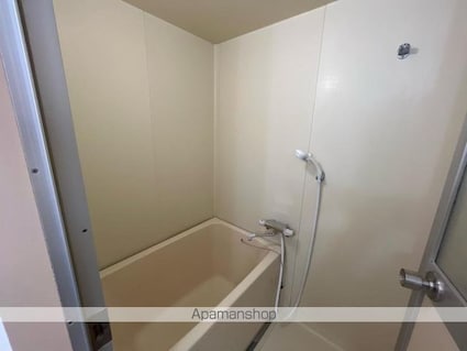 アーバン茜[3LDK/70.02m2]のバス