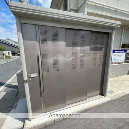 滋賀県大津市中庄１丁目[1LDK/42m2]の共用部