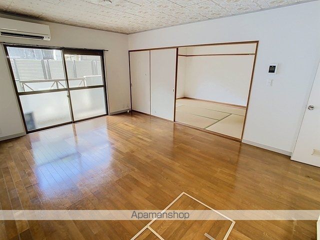 コンフォールM200の内装写真