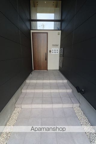 NOUVELLEの玄関写真