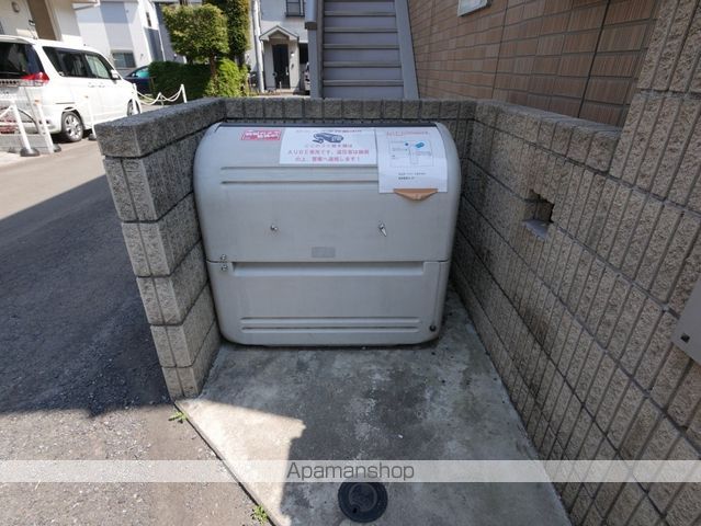 AUBEのその他写真