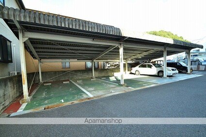 ＭＨポート[2LDK/55m2]の駐車場