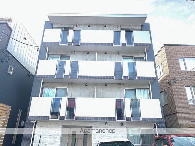 クレステージ西岡の外観写真