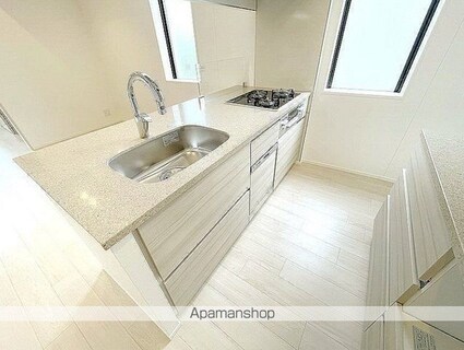 ザ・パークハビオ市ヶ谷ウエスト[2LDK/56.1m2]のキッチン