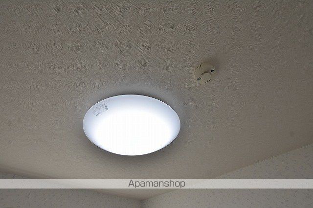 アパートメントワキザカの内装写真