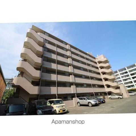 香椎東映マンションの玄関写真