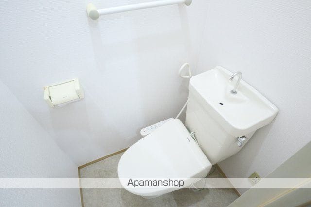 ジョイフル東生駒B棟の内装写真