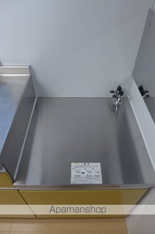 カーミー・呉竹 A棟の内装写真